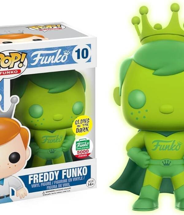 Funko POP! Freddy Funko Super Hero #10 GITD *Damaged Box*